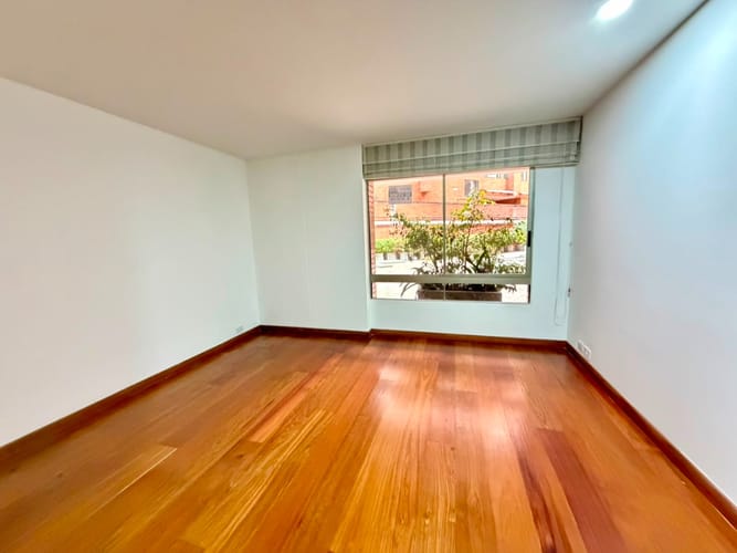 Apartamento de 2 alcobas en venta en Santa Paula, Bogotá, 95 m² · foto 8 de 15