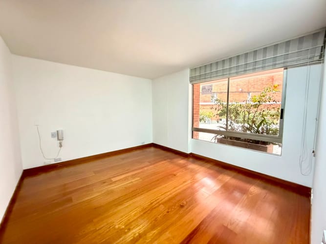 Apartamento de 2 alcobas en venta en Santa Paula, Bogotá, 95 m² · foto 9 de 15