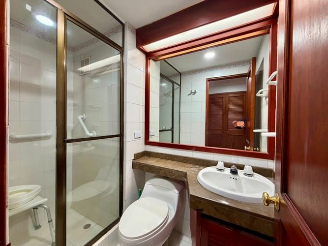 Apartamento de 2 alcobas en venta en Santa Paula, Bogotá, 95 m² · foto 11 de 15
