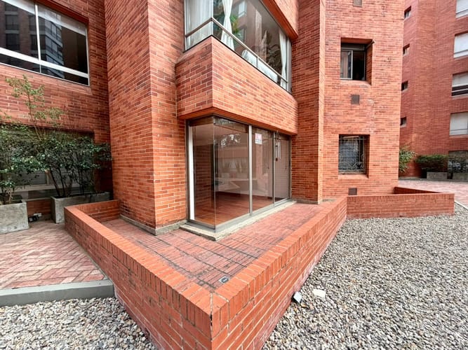 Apartamento de 2 alcobas en venta en Santa Paula, Bogotá, 95 m² · foto 4 de 15
