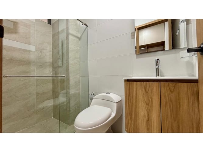 Apartamento de 2 alcobas en venta en Lagos Del Cacique, Bucaramanga, 55 m² · foto 13 de 19