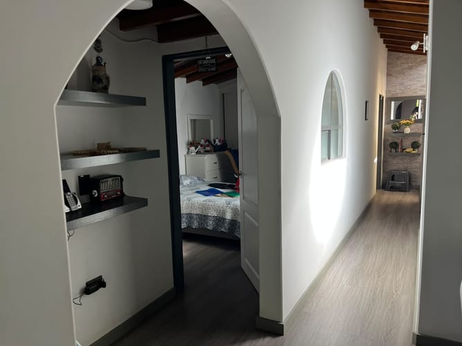 Apartamento de 3 alcobas en venta en Cabañas, Bello, 75 m² · foto 6 de 16