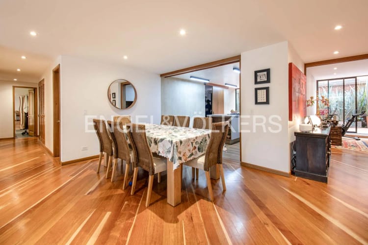 Apartamento en venta en Chicó Navarra, Bogotá · foto 5 de 22