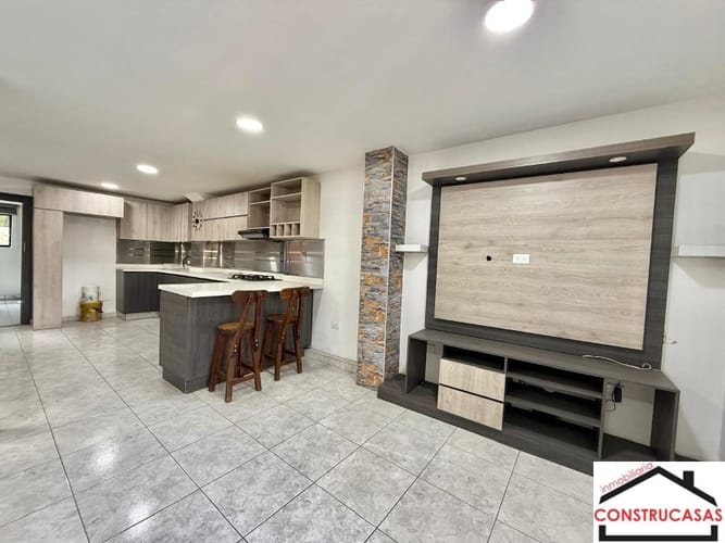 Apartamento de 3 alcobas en venta en Santa Maria No. 2, Itagüí, 75 m² · foto 2 de 12