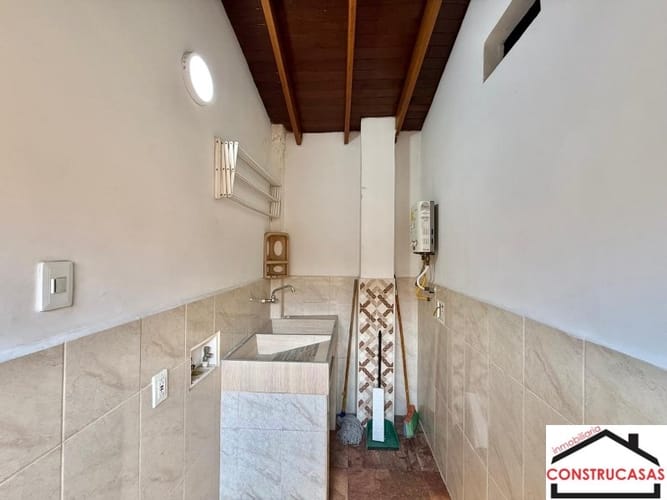 Apartamento de 3 alcobas en venta en Santa Maria No. 2, Itagüí, 75 m² · foto 11 de 12