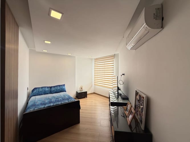 Apartamento de 6 alcobas en venta en Santa Teresita, Cali, 400 m² · foto 17 de 19