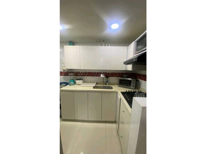 Apartamento en venta en Valle Del Lili, Cali · foto 6 de 15
