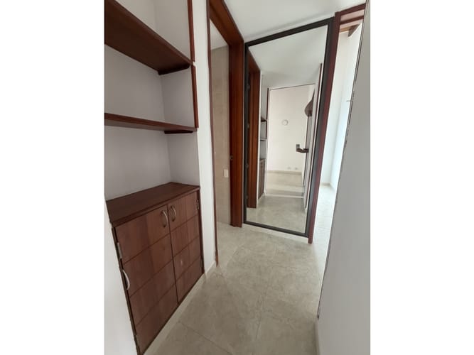 Apartamento de 3 alcobas en venta en Prados Del Limonar, Cali, 78 m² · foto 7 de 10
