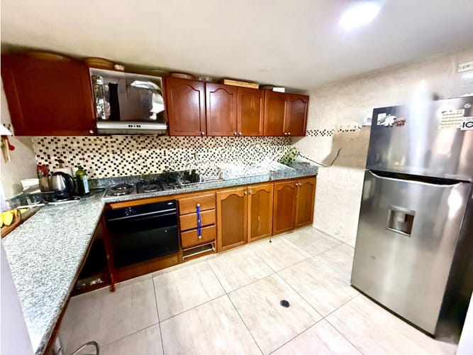 Apartamento en venta en Ciudad Jardin, Cali · foto 3 de 21