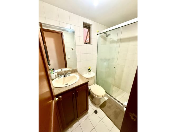 Apartamento en venta en Ciudad Jardin, Cali · foto 4 de 21