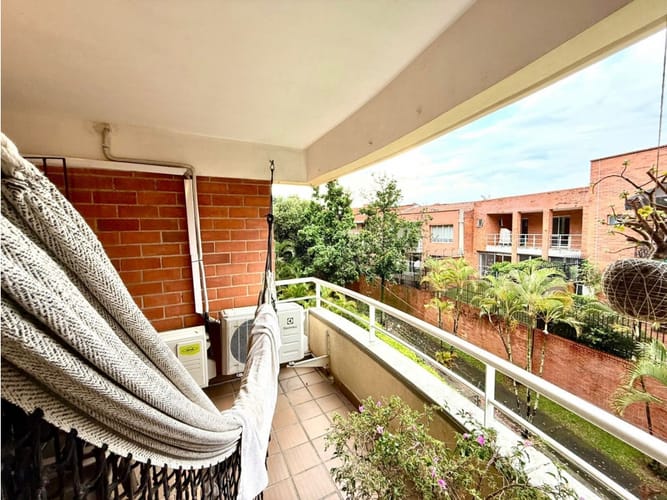 Apartamento en venta en Ciudad Jardin, Cali · foto 5 de 21