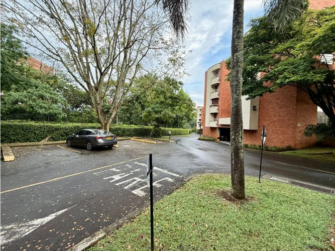 Apartamento en venta en Ciudad Jardin, Cali · foto 16 de 21