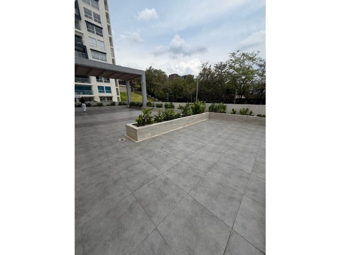 Apartamento de 2 alcobas en venta en Cristales, Cali, 93 m² · foto 9 de 24