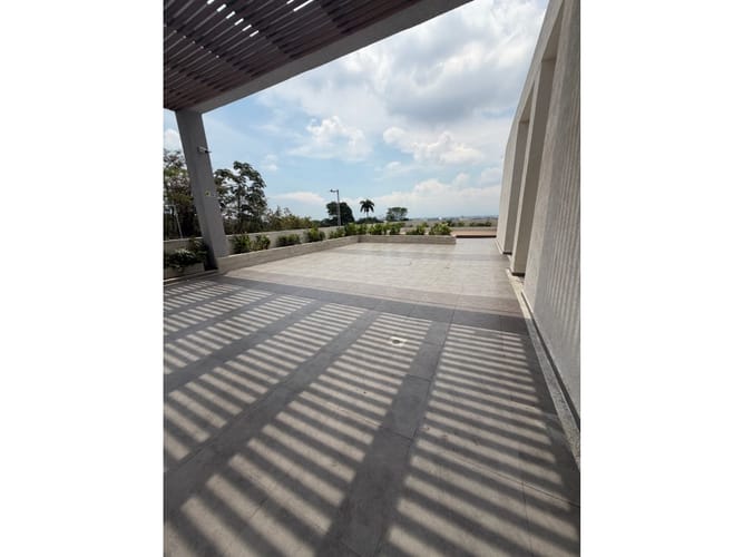 Apartamento de 2 alcobas en venta en Cristales, Cali, 93 m² · foto 11 de 24