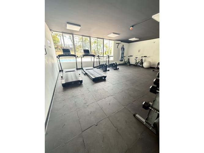 Apartamento de 2 alcobas en venta en Cristales, Cali, 93 m² · foto 19 de 24