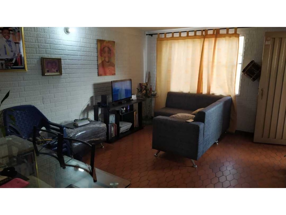 Apartamento en venta en El Guabal, Cali · foto 3 de 10