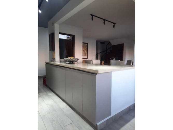 Apartamento de 4 alcobas en venta en Santa Rita, Cali, 195 m² · foto 5 de 12