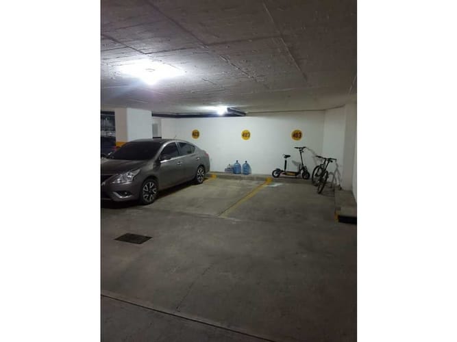 Apartamento de 4 alcobas en venta en Santa Rita, Cali, 195 m² · foto 12 de 12