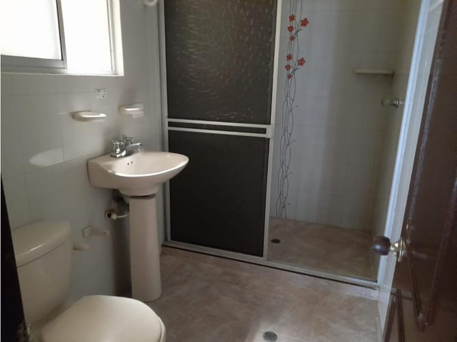 Casa en venta en Ciudad Capri, Cali · foto 9 de 17