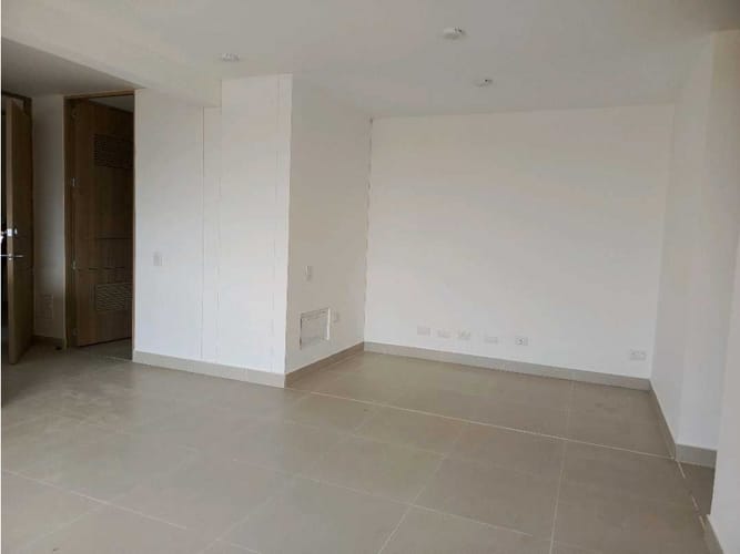 Apartamento de 3 alcobas en venta en Ciudad Pacífica, Cali, 83 m² · foto 5 de 17