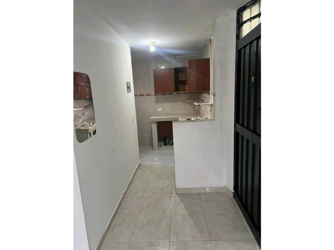 Apartamento en venta en Altos De Santa Elena, Cali · foto 3 de 8