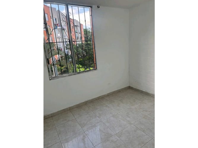 Apartamento en venta en Altos De Santa Elena, Cali · foto 5 de 8