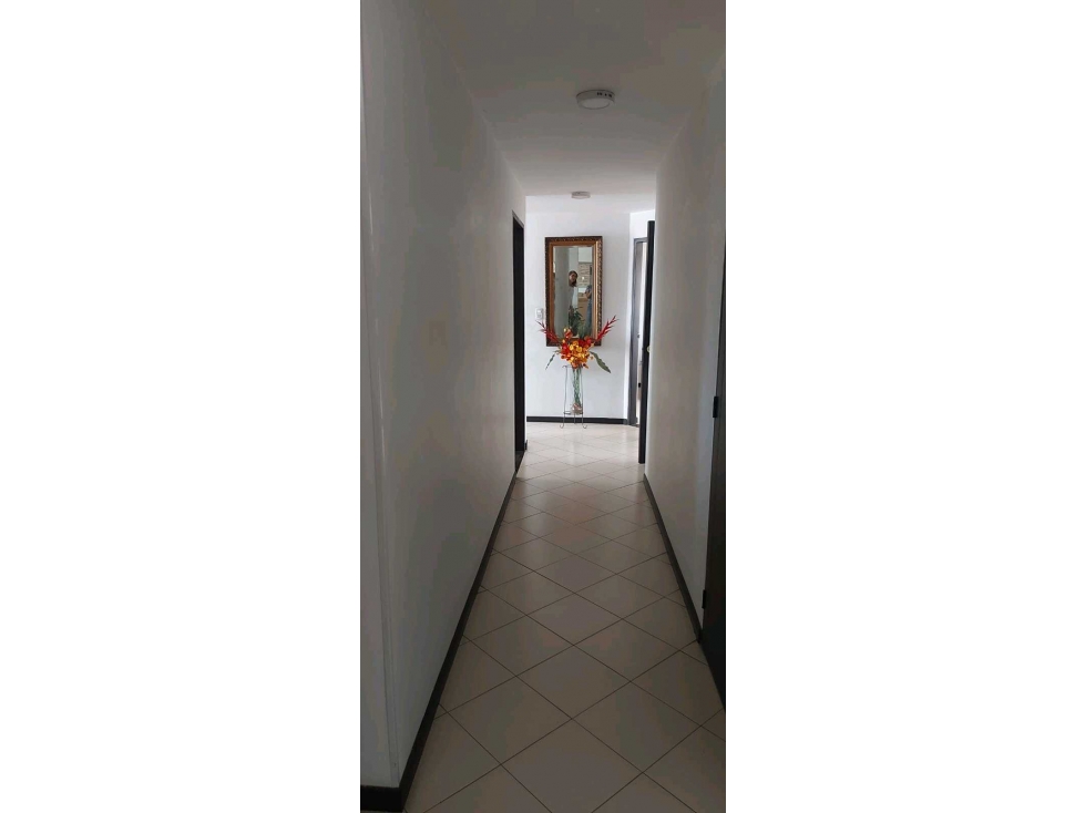 Apartamento en venta en Versalles, Cali · foto 4 de 10