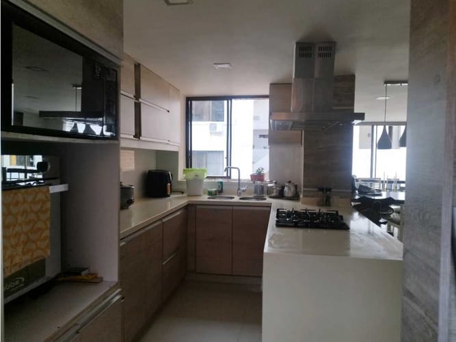 Apartamento de 3 alcobas en venta en El Ingenio, Cali, 300 m² · foto 9 de 24