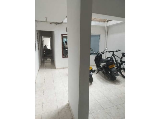 Casa de 4 alcobas en venta en Olimpico, Cali, 280 m² · foto 4 de 12