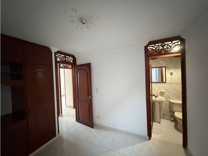 Apartamento de 3 alcobas en venta en El Limonar, Cali, 58 m² · foto 11 de 20