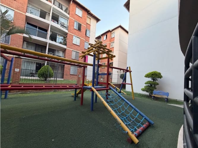 Apartamento de 3 alcobas en venta en El Limonar, Cali, 58 m² · foto 17 de 20