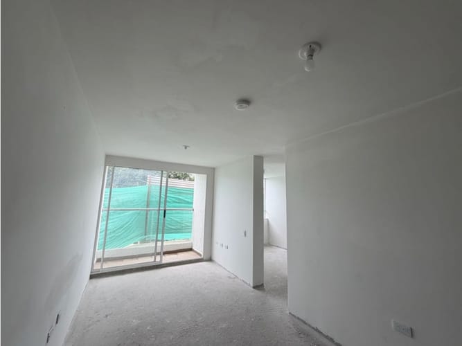 Apartamento de 3 alcobas en venta en La Selva, Cali, 46 m² · foto 2 de 16