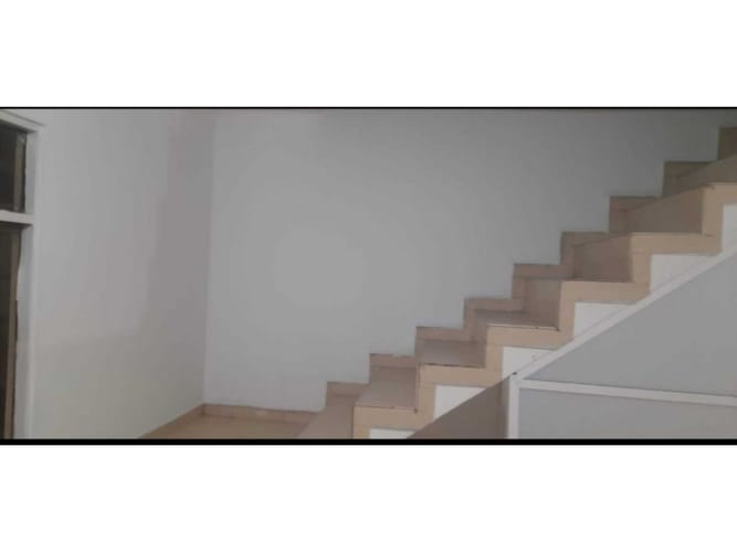 Casa de 3 alcobas en venta en Los Robles, Cali, 160 m² · foto 8 de 11