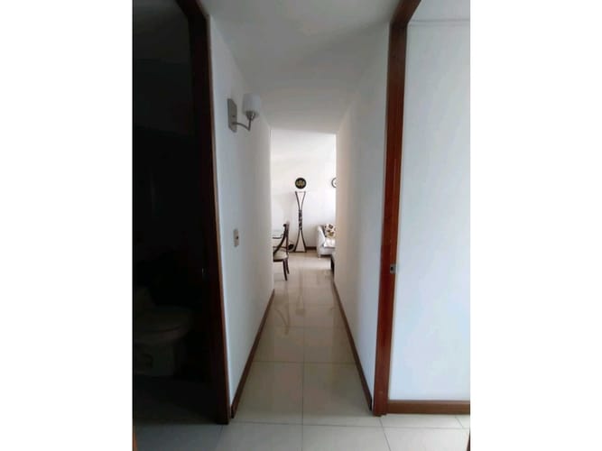Apartamento en venta en Cañaverales, Cali · foto 5 de 15