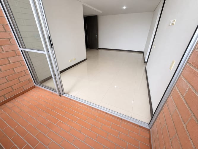 Apartamento de 3 alcobas en arriendo en Aves Maria, Sabaneta, 75 m² · foto 5 de 12