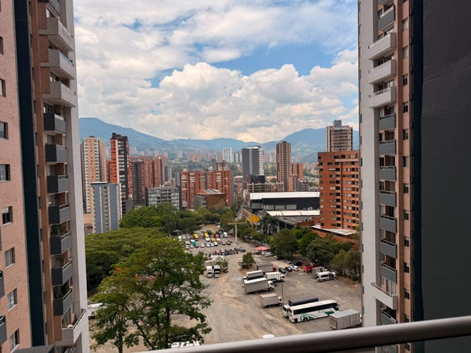 Apartamento de 3 alcobas en arriendo en Aves Maria, Sabaneta, 75 m² · foto 4 de 12
