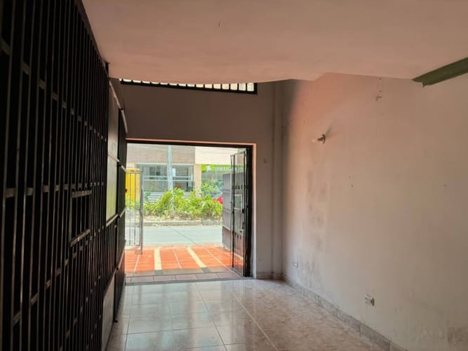 Local en arriendo en Piedra Pintada, Ibagué, 40 m² · foto 4 de 12