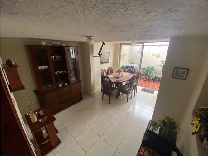 Casa de 8 alcobas en venta en Colseguros Andes, Cali, 360 m² · foto 6 de 20