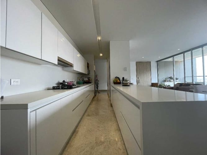 Apartamento de 3 alcobas en venta en Normandia, Cali, 221 m² · foto 9 de 24