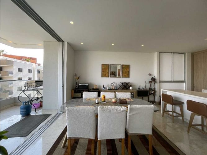 Apartamento de 3 alcobas en venta en Normandia, Cali, 221 m² · foto 11 de 24