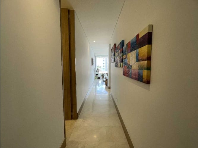 Apartamento de 3 alcobas en venta en Normandia, Cali, 221 m² · foto 20 de 24