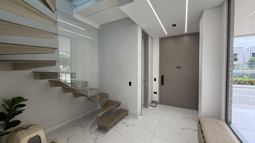 Casa de 3 alcobas en venta en Ciudad Mallorquin, Barranquilla, 191 m² · foto 2 de 24