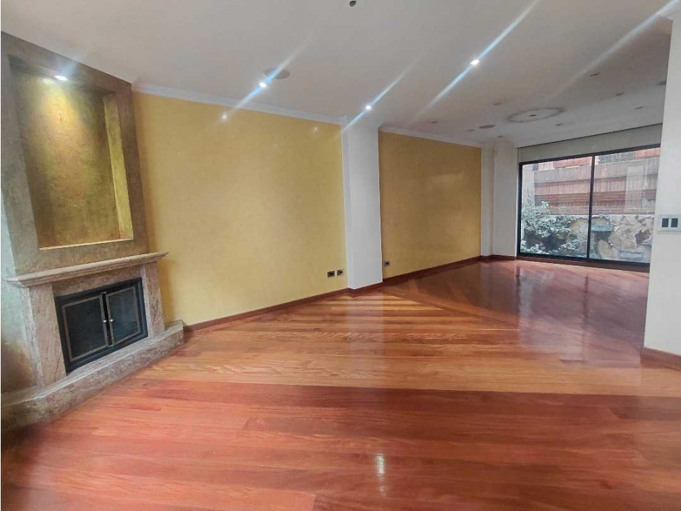 Casa en venta en Las Lomas, Bogotá · foto 4 de 21