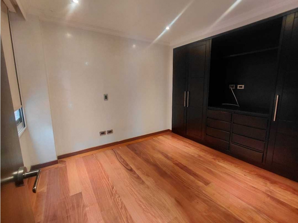Casa en venta en Las Lomas, Bogotá · foto 16 de 21