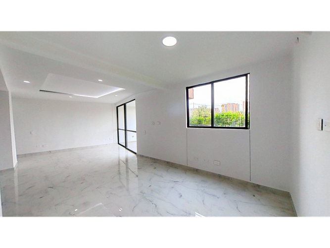 Apartamento en venta en San Pedro, Cali · foto 3 de 18