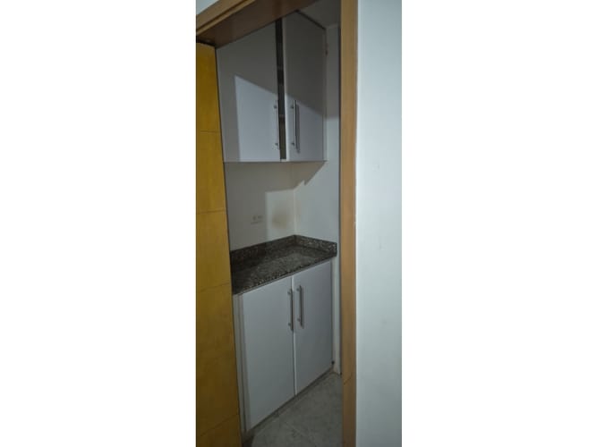 Apartamento de 3 alcobas en venta en El Refugio, Cali, 62 m² · foto 5 de 11