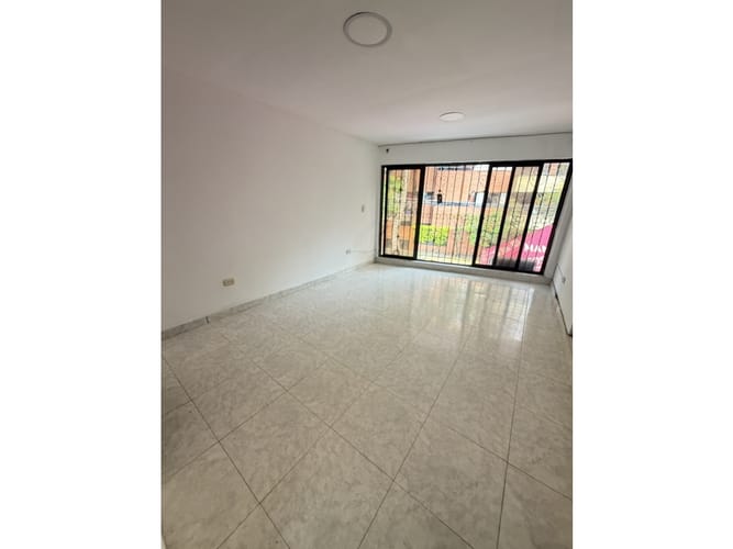 Casa de 5 alcobas en venta en San Pedro, Cali, 200 m² · foto 12 de 24