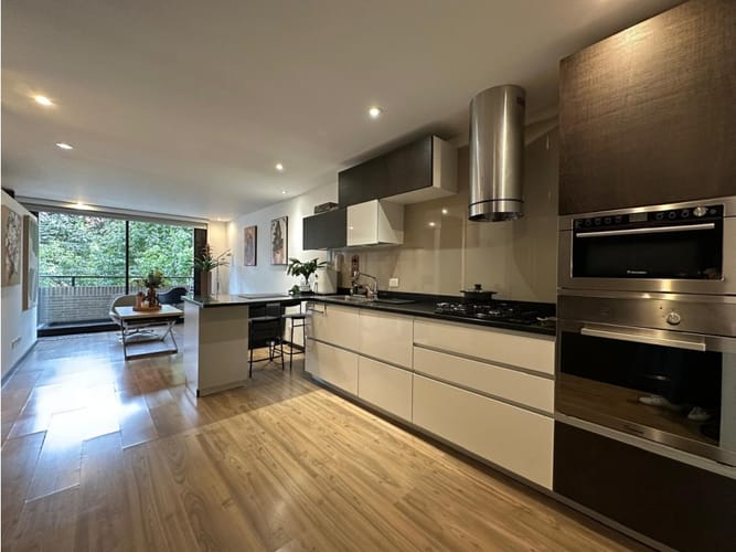 Apartaestudio en venta en El Contador, Bogotá, 60 m² · foto 2 de 22