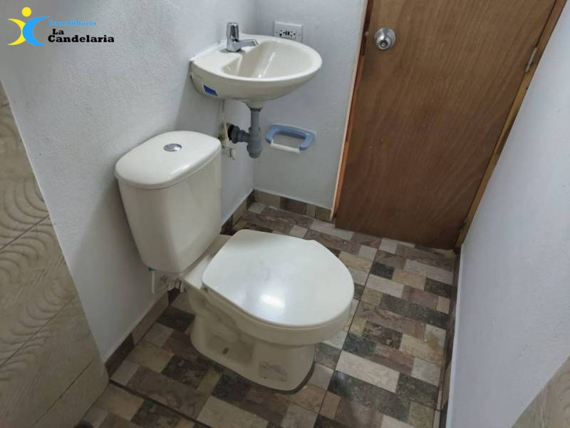 Apartaestudio en arriendo en Campo Valdes No.1, Medellín · foto 5 de 8