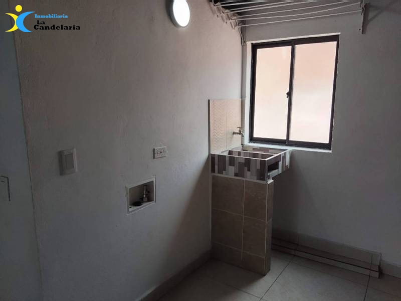 Apartaestudio en arriendo en Campo Valdes No.1, Medellín · foto 8 de 8